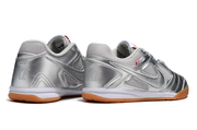 Nike SB Supreme Gato “silver”.