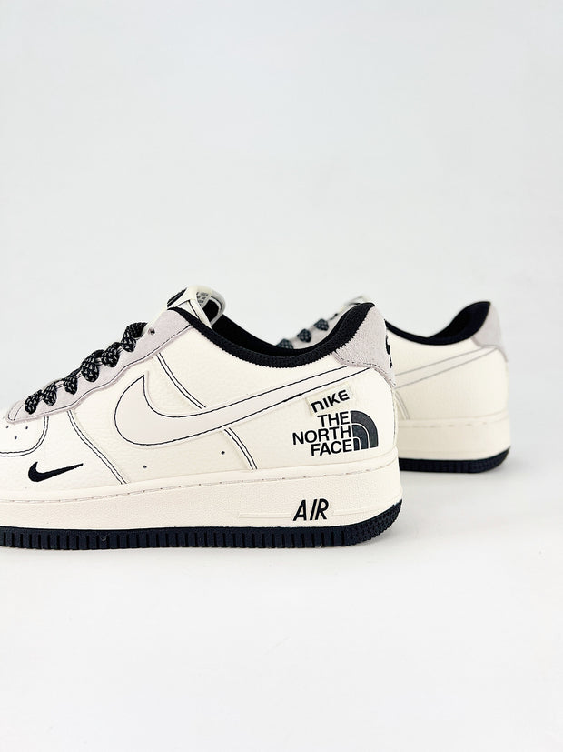 NIKE AIR FORCE 1 THE NORTH FACE