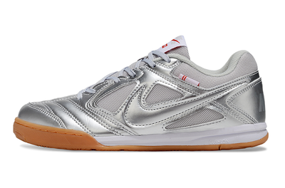 Nike SB Supreme Gato “silver”.