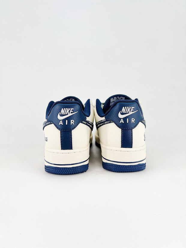 NIKE AIR FORCE 1 SUPREME