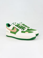 NIKE AIR FORCE 1 SUPREME