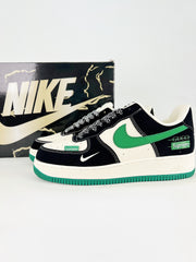 NIKE AIR FORCE 1 SUPREME