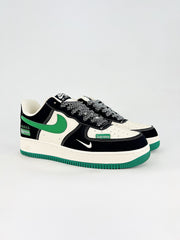 NIKE AIR FORCE 1 SUPREME