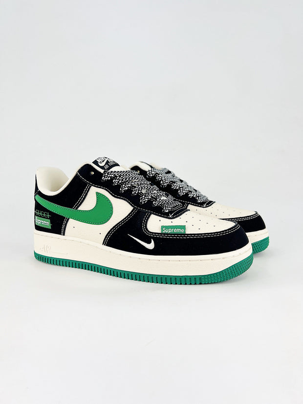 NIKE AIR FORCE 1 SUPREME
